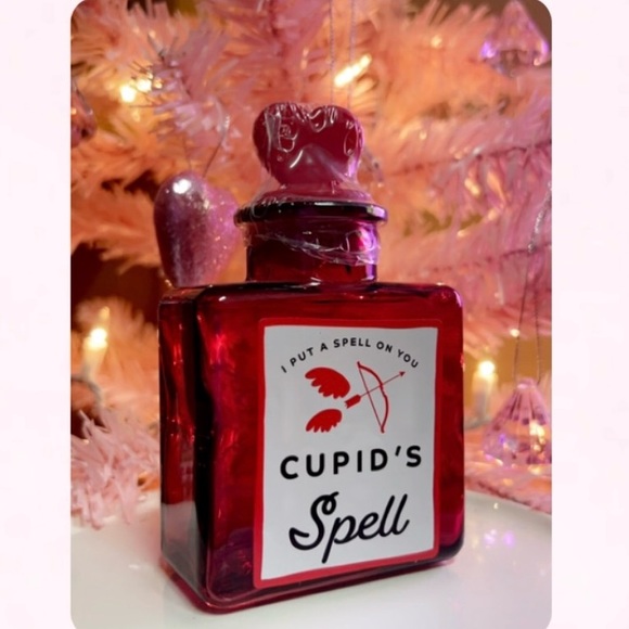 CUPID’S SPELL potion bottle Valentine’s Day decor NWT - Picture 1 of 4